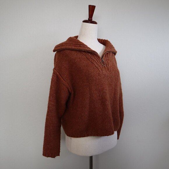 Universal Thread Burnt Orange Quarter Zip Sweater Size Medium - Picture 3 of 6
